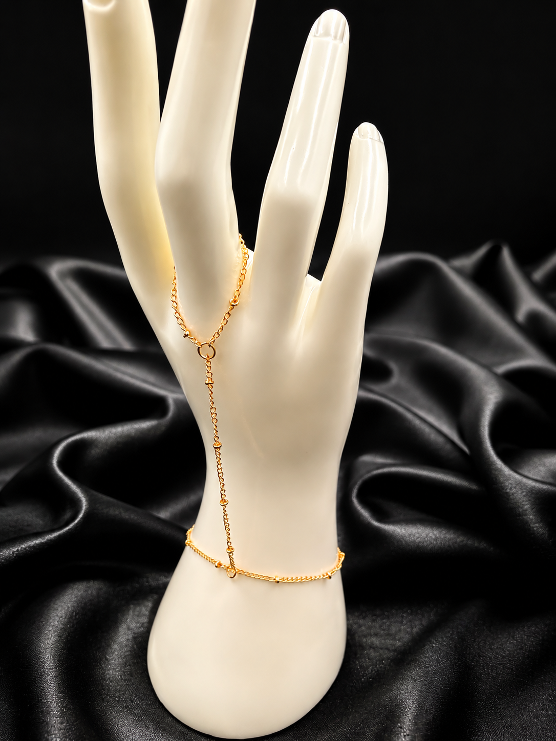 Minimalist Hand Chain
